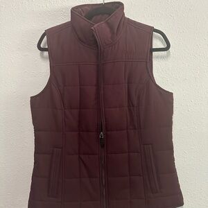 Ariat Women's Burgundy Quilted Vest